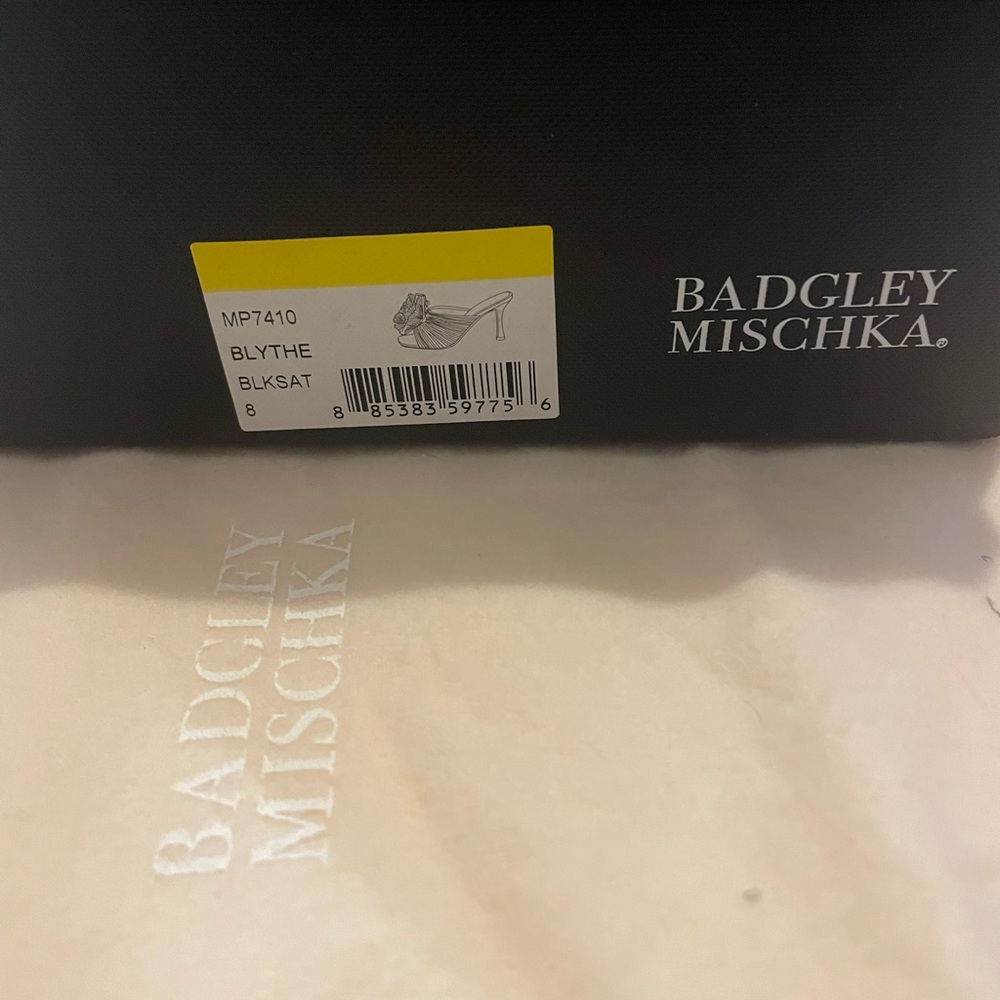 Badgley Mischka Black Floral Heels - Picture 8 of 8